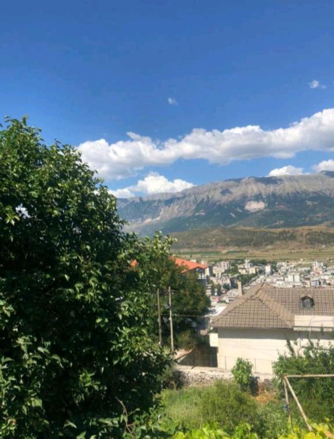 Miziriguesthouse Gjirokaster Ngoại thất bức ảnh