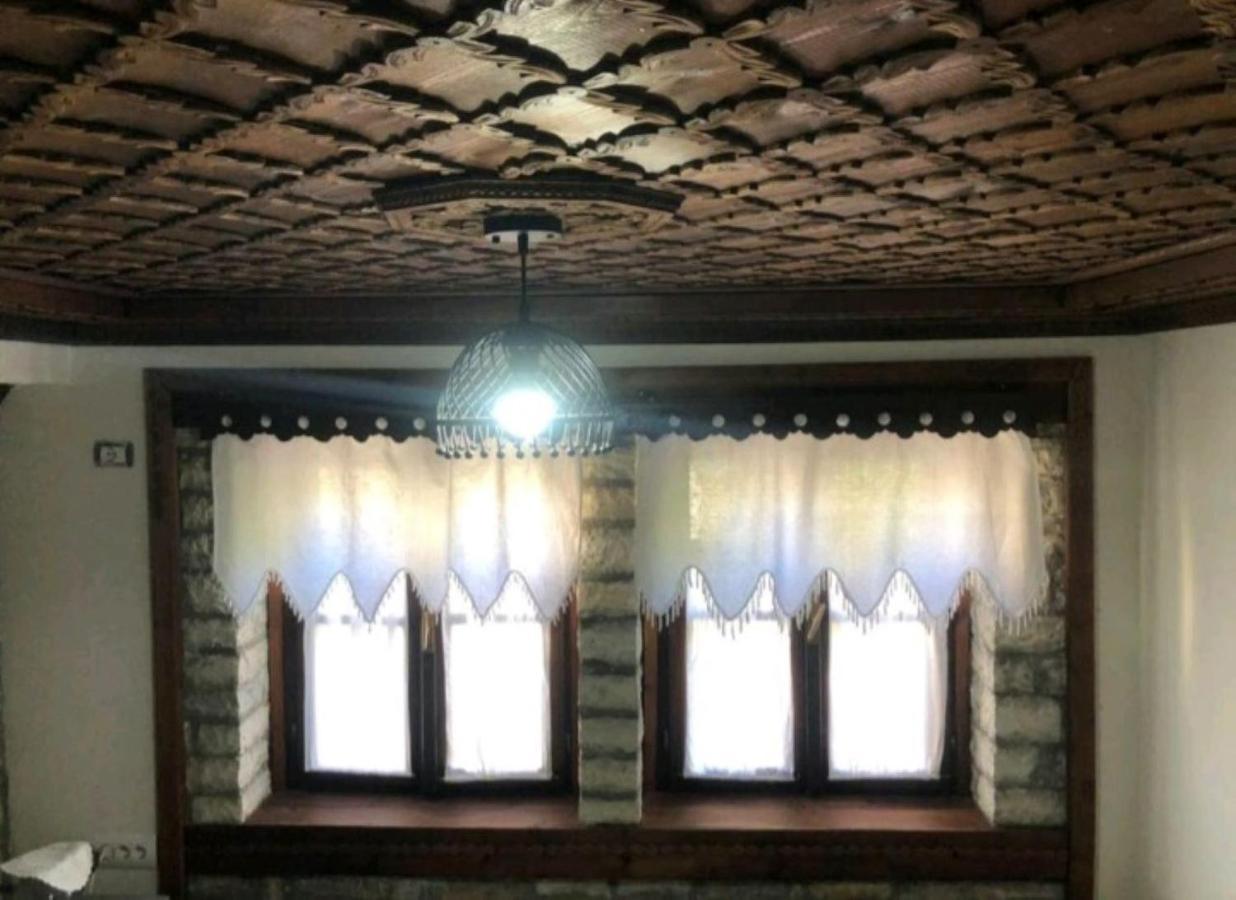 Miziriguesthouse Gjirokaster Ngoại thất bức ảnh