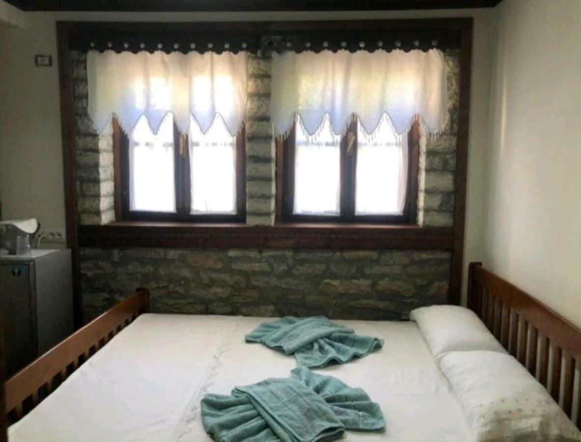 Miziriguesthouse Gjirokaster Ngoại thất bức ảnh