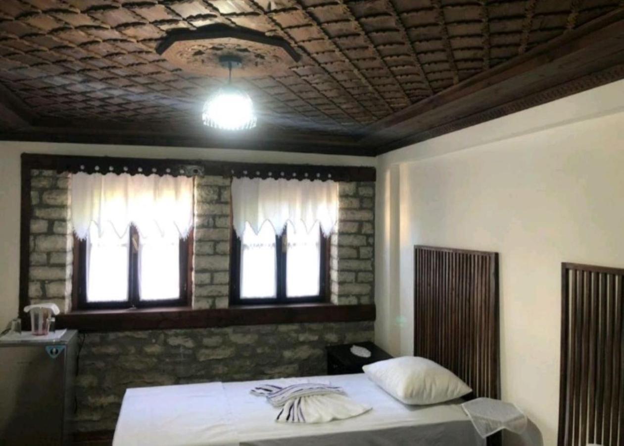 Miziriguesthouse Gjirokaster Ngoại thất bức ảnh