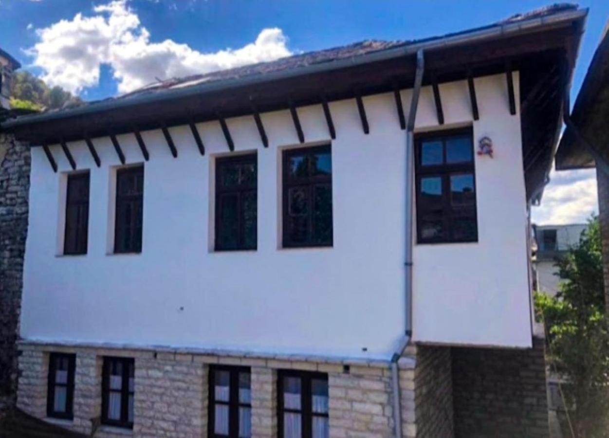 Miziriguesthouse Gjirokaster Ngoại thất bức ảnh