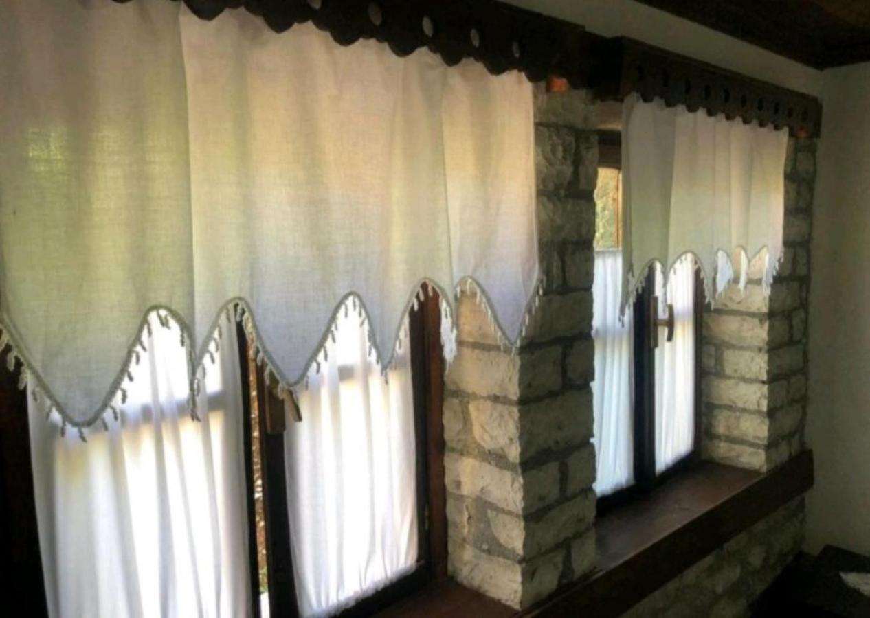 Miziriguesthouse Gjirokaster Ngoại thất bức ảnh
