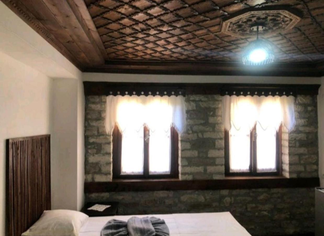 Miziriguesthouse Gjirokaster Ngoại thất bức ảnh