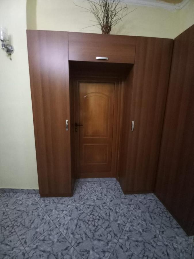 Miziriguesthouse Gjirokaster Ngoại thất bức ảnh